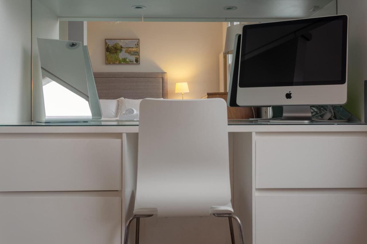 2 Bedroom Apartment Hammersmith Grove Sleeps 4 London Bagian luar foto